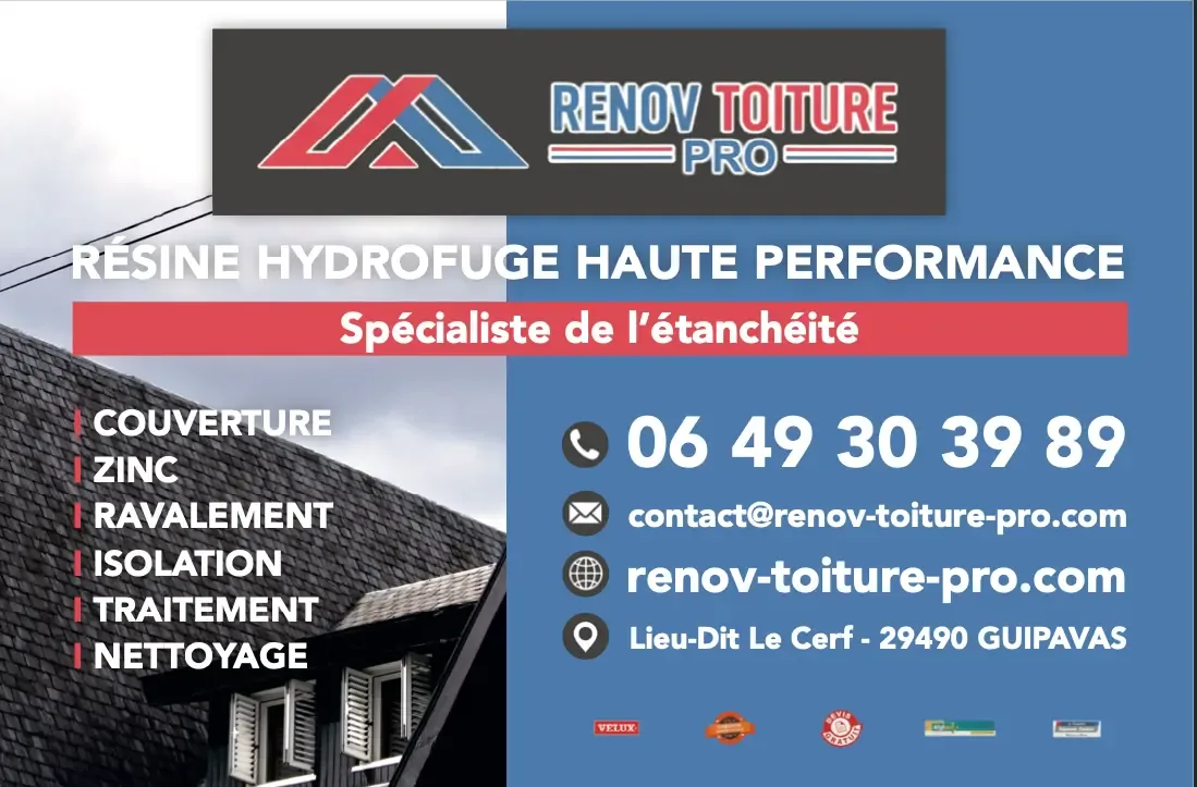 Artisan couvreur au travail