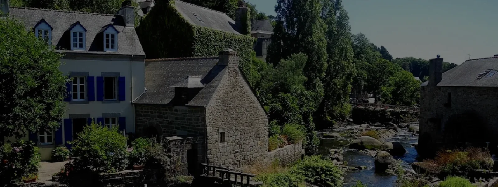 Toiture en ardoise rénovée à Brest